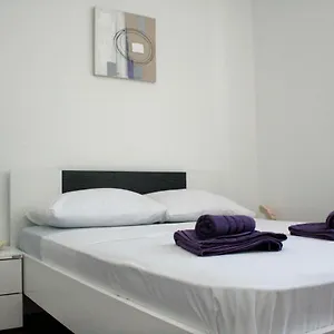 Mel Ii Apartman