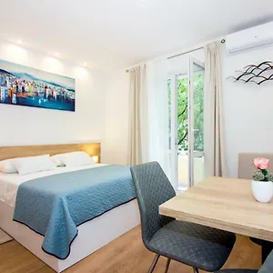 Lugo Apartman