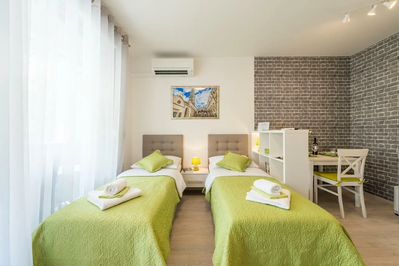 Ink Apartment Split